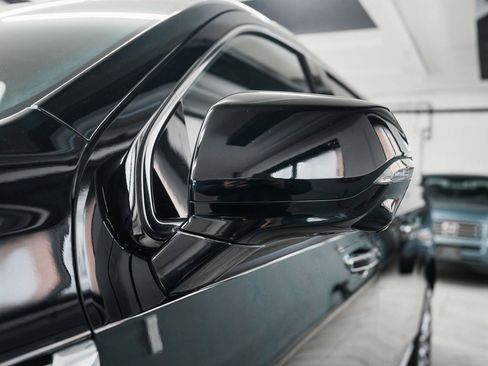 Used 2025 GMC Yukon XL Denali image 46