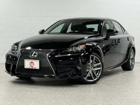 Used 2016 Lexus IS 300 AWD image 2
