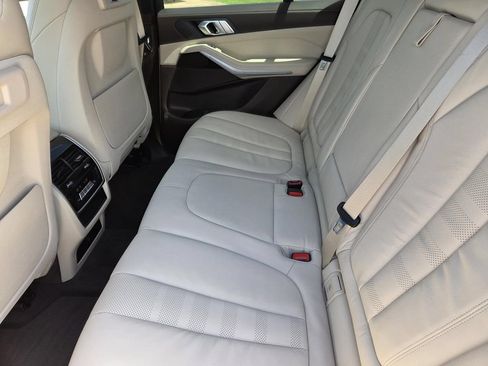 Used 2019 BMW X5 xDrive40i w/ Convenience Package AWD/4WD image 26