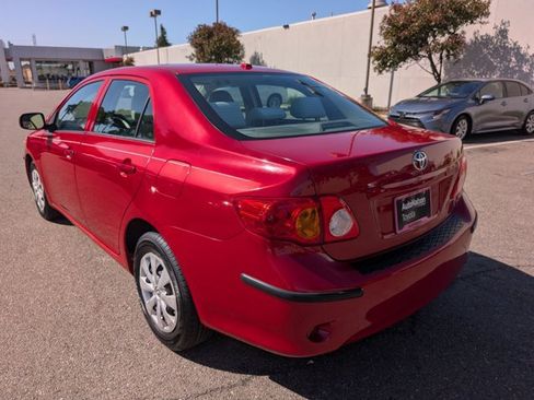 Used 2010 Toyota Corolla LE FWD image 8