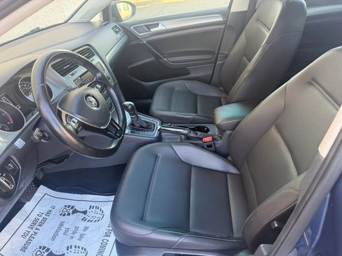 Used 2015 Volkswagen Golf TDI S FWD image 12