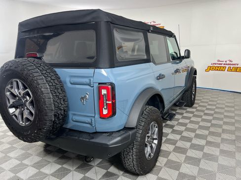 Used 2021 Ford Bronco Badlands image 5