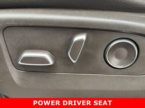 Used 2024 GMC Sierra 1500 Denali w/ Technology Package image 19