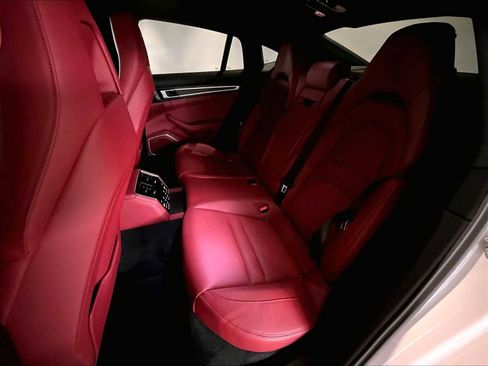 Used 2023 Porsche Panamera Platinum Edition image 30