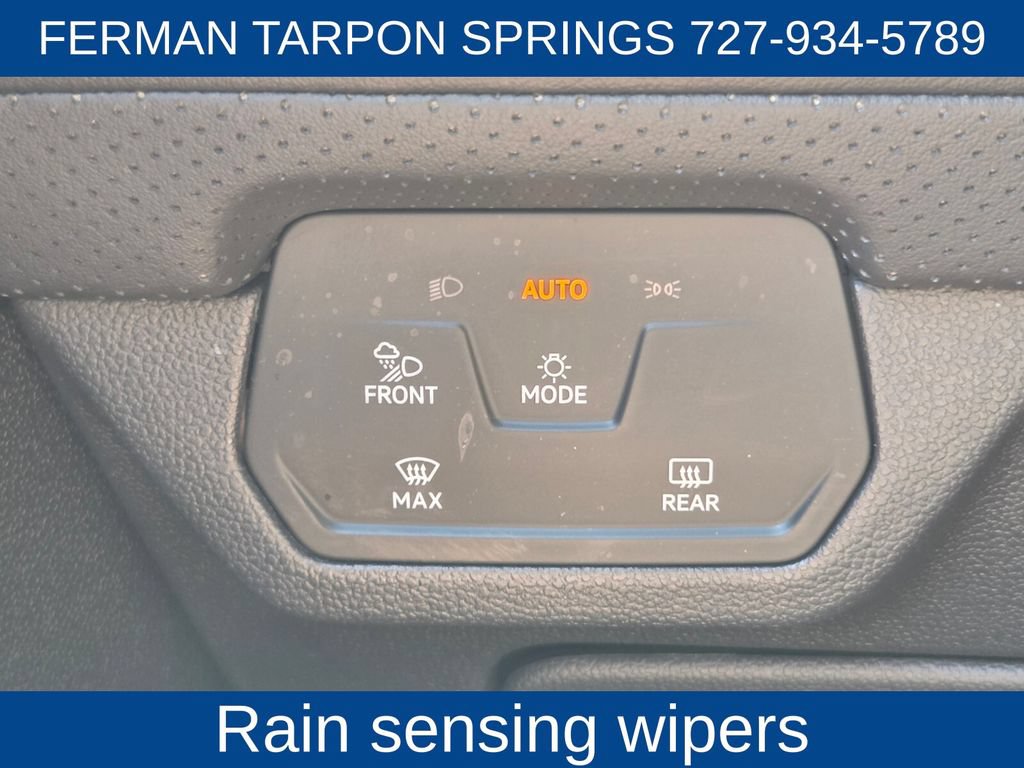 Used 2024 Volkswagen Atlas Cross Sport SE FWD image 24
