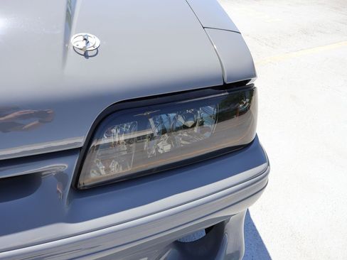 Used 1989 Ford Mustang GT RWD image 16