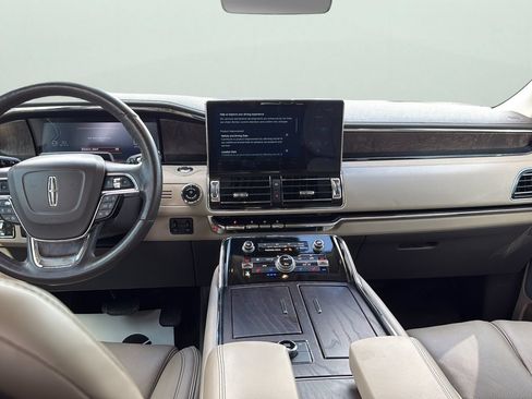Certified 2024 Lincoln Navigator Reserve AWD/4WD image 21