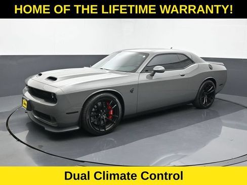 Used 2023 Dodge Challenger SRT Hellcat w/ Driver Convenience Group RWD image 10