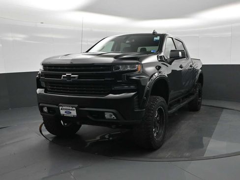 Used 2022 Chevrolet Silverado 1500 RST w/ Safety Package image 5