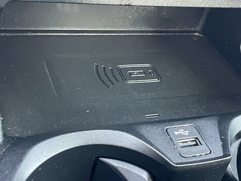 Used 2021 BMW 330e xDrive w/ Driving Assistance Package AWD/4WD image 19