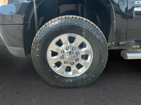 Used 2012 GMC Sierra 3500 Denali w/ Suspension Package, Off-Road AWD/4WD image 13