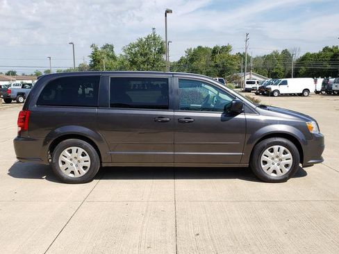 Used 2017 Dodge Grand Caravan SE w/ Power Window Group FWD image 7