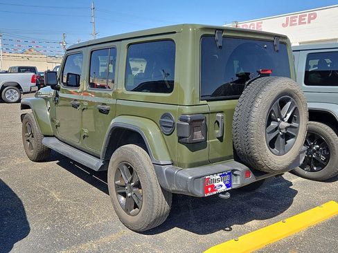 Used 2021 Jeep Wrangler Unlimited Sahara image 6