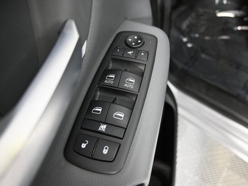 Used 2020 RAM 1500 Big Horn image 24