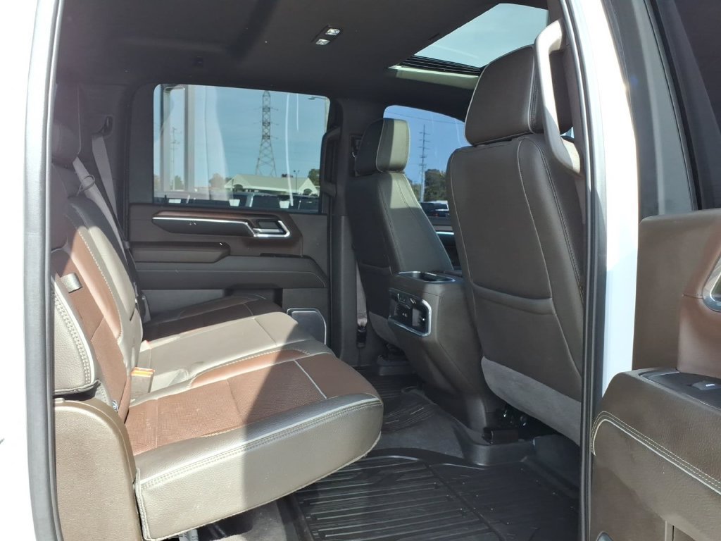 Used 2024 GMC Sierra 2500 Denali w/ Denali Reserve Package AWD/4WD image 14