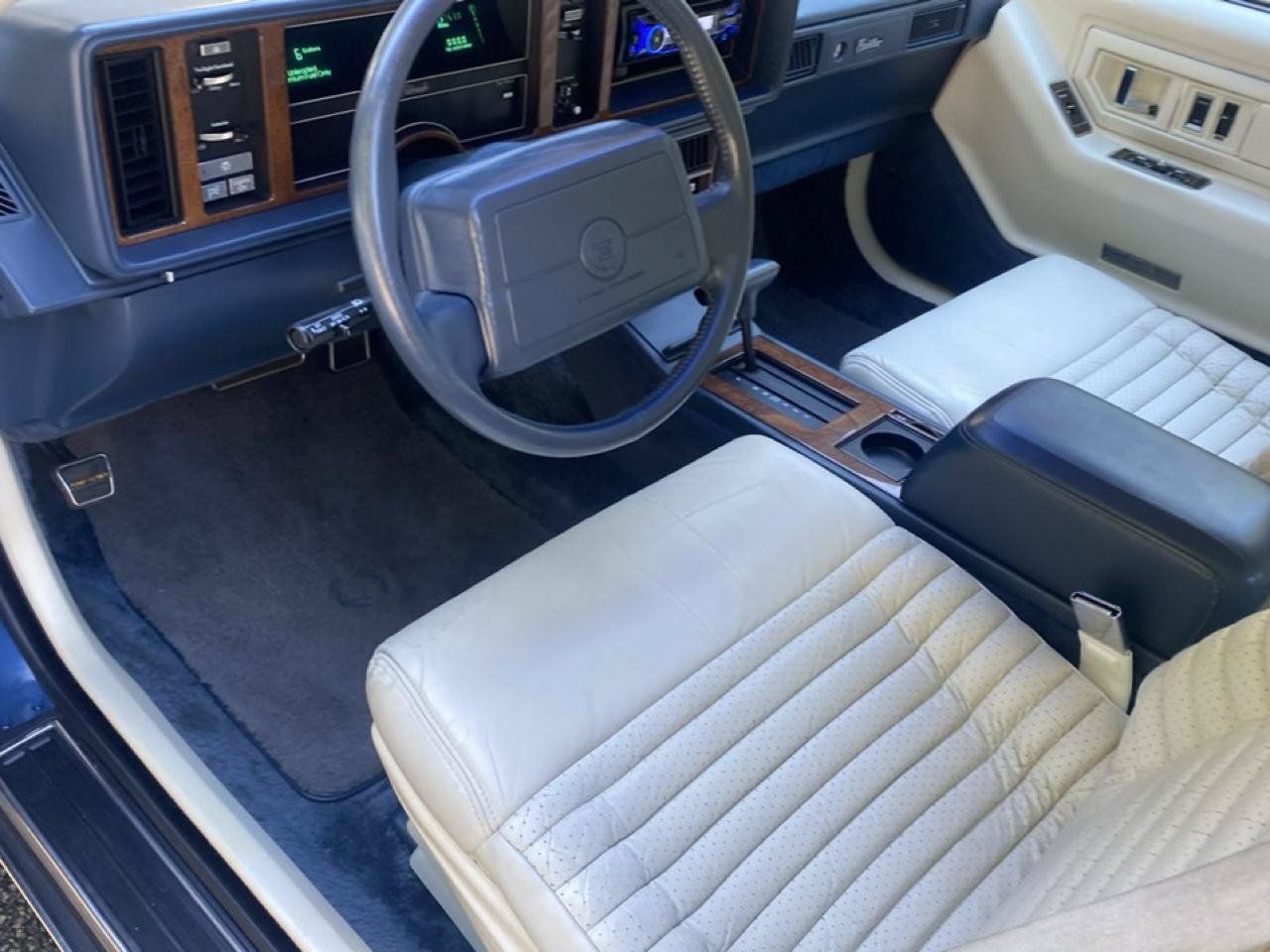 Used 1991 Cadillac Eldorado Coupe FWD image 13