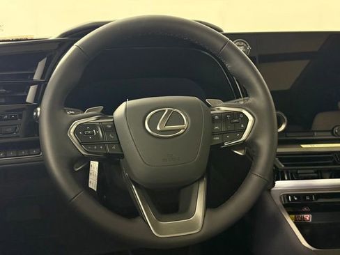 Used 2026 Lexus TX 350 AWD w/ Technology Package image 21
