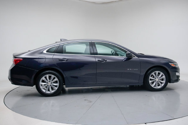 Used 2025 Chevrolet Malibu LT FWD image 9