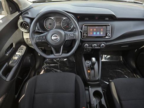Used 2024 Nissan Kicks S image 21