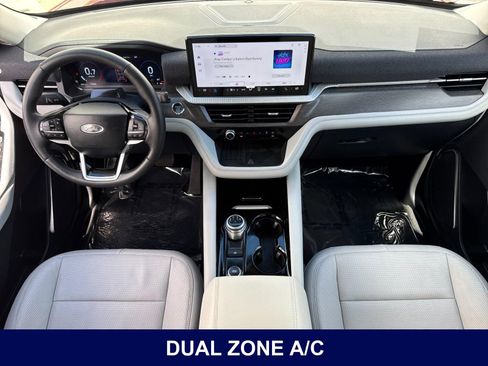 Used 2025 Ford Explorer Platinum w/ Ultimate Package RWD image 16