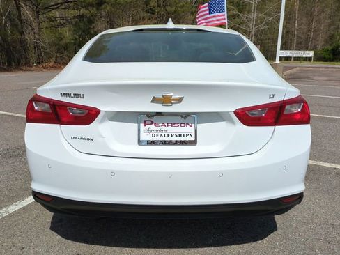 Used 2025 Chevrolet Malibu LT FWD image 5