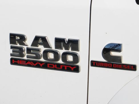 Used 2018 RAM 3500 Laramie image 50