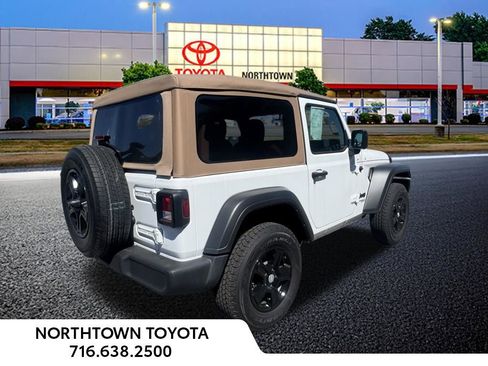 Used 2021 Jeep Wrangler Sport AWD/4WD image 29