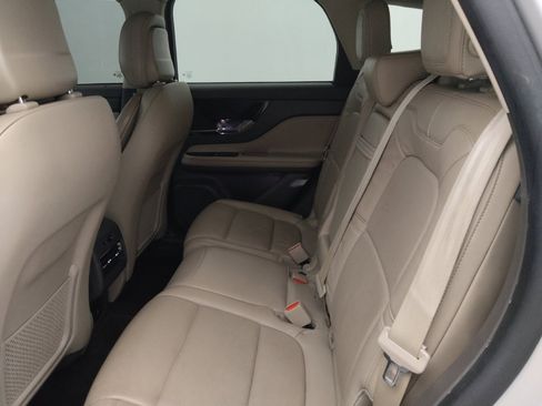 Used 2020 Lincoln Corsair Reserve w/ Elements Package image 18