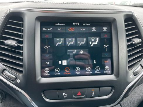 Used 2021 Jeep Cherokee Latitude Lux 80th Anniv w/ Quick Order Package 2YU 80th AWD/4WD image 14