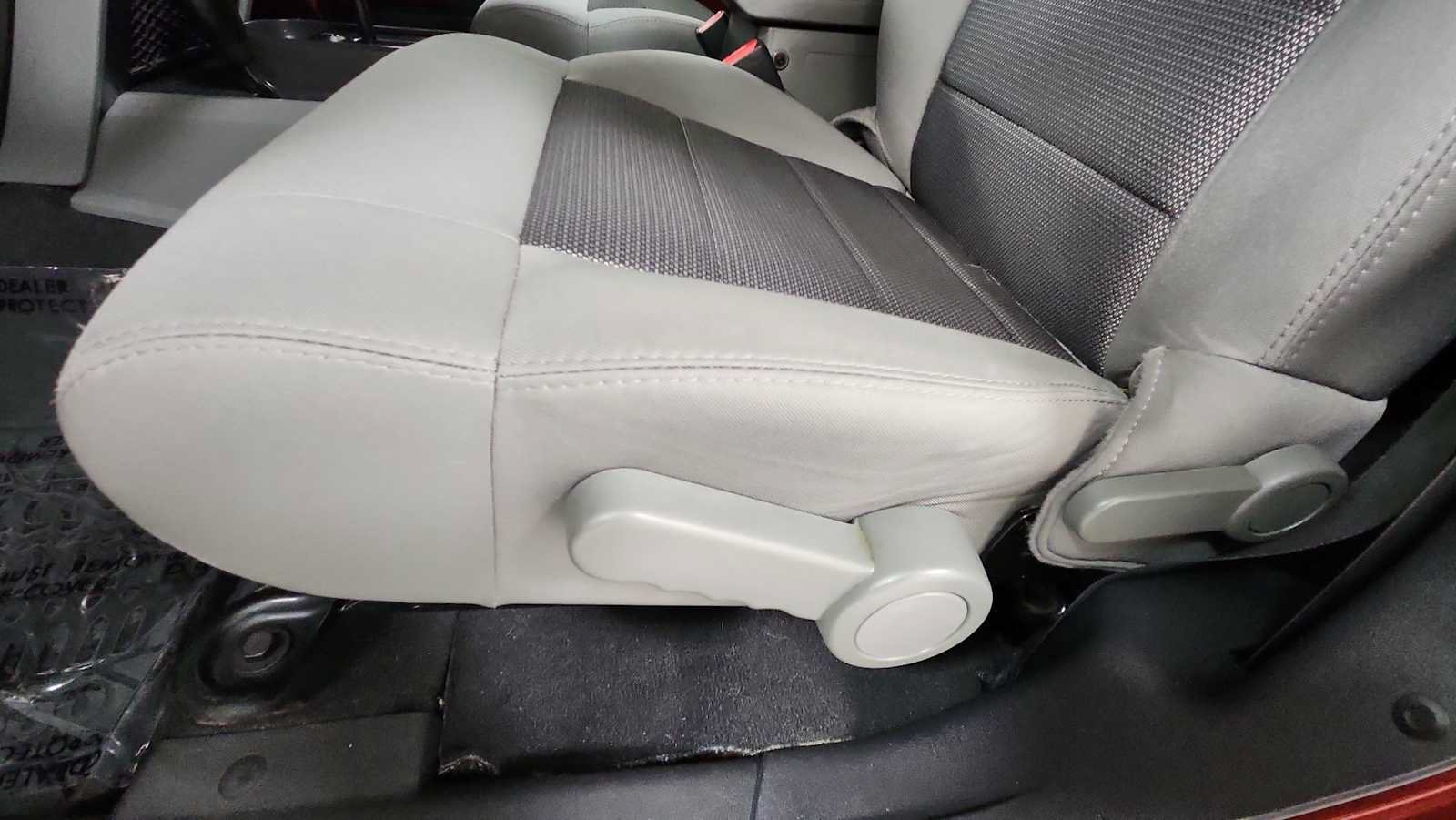 Used 2009 Jeep Wrangler X AWD/4WD image 14