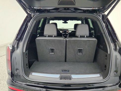 Used 2024 Cadillac XT6 Sport w/ LPO, ONYX Package AWD/4WD image 21