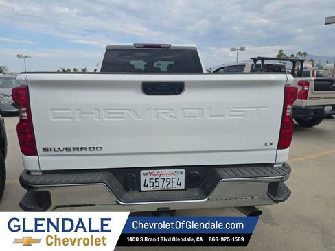 Used 2025 Chevrolet Silverado 2500 LT w/ Convenience Package AWD/4WD image 5