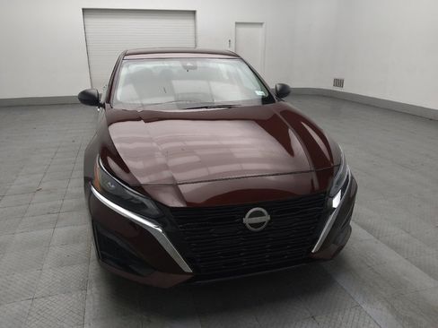 Used 2024 Nissan Altima 2.5 SV image 14