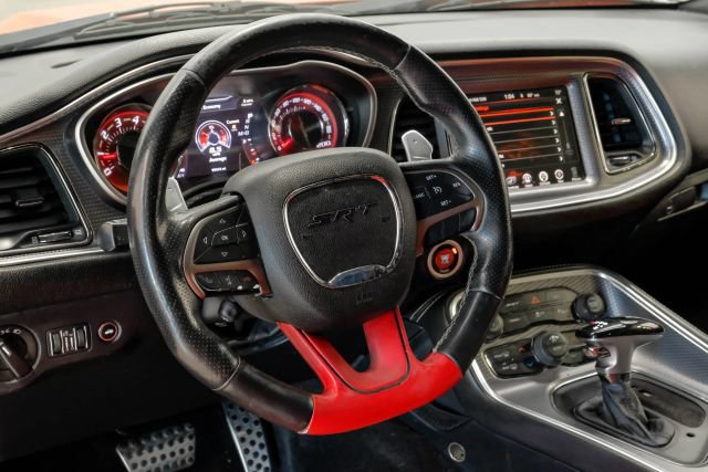 Used 2018 Dodge Challenger SRT Hellcat RWD image 19