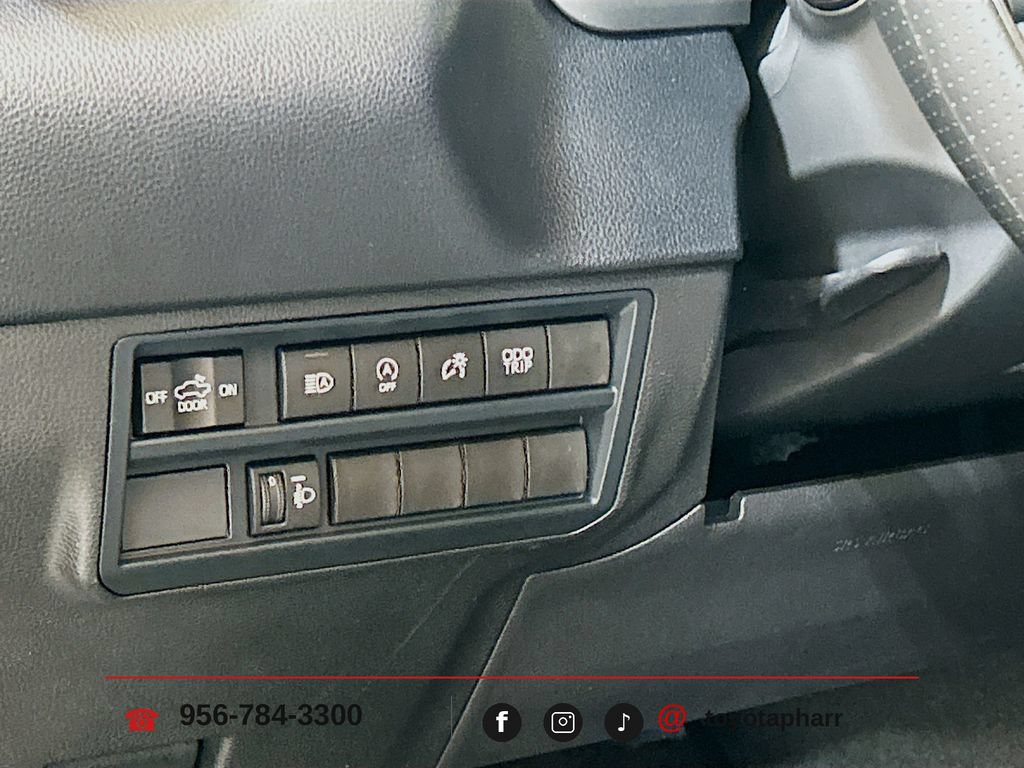 New 2025 Toyota Tundra SR5 AWD/4WD image 9