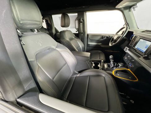 Used 2022 Ford Bronco Badlands image 25