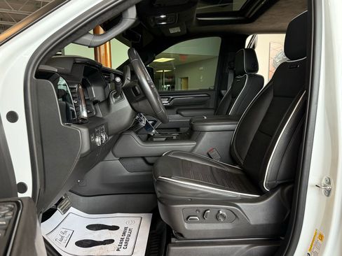 Used 2024 GMC Sierra 2500 AT4X image 49