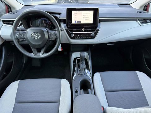 Used 2026 Toyota Corolla LE image 21