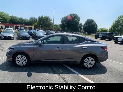 Certified 2023 Nissan Sentra S FWD image 7