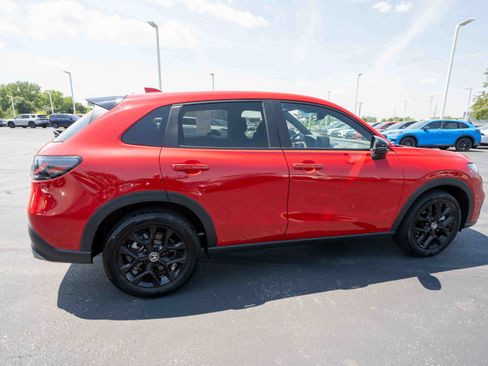 Certified 2024 Honda HR-V Sport image 6