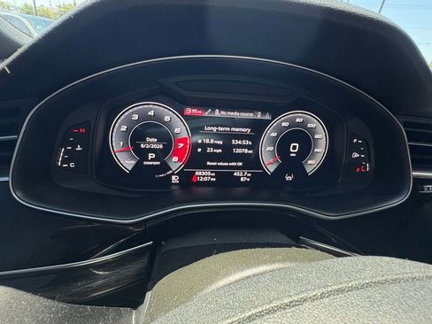 Used 2021 Audi Q8 Premium Plus w/ Premium Plus Package AWD/4WD image 12
