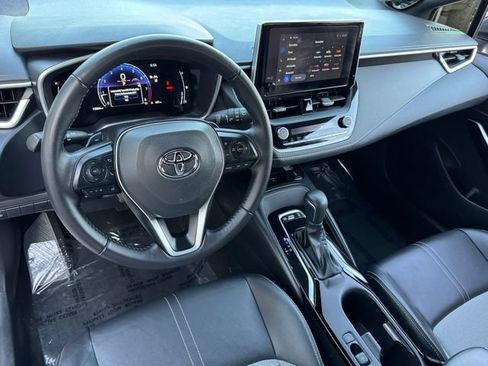Used 2025 Toyota Corolla XSE FWD image 11