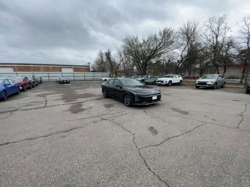 Used 2025 Kia K4 LXS image 15