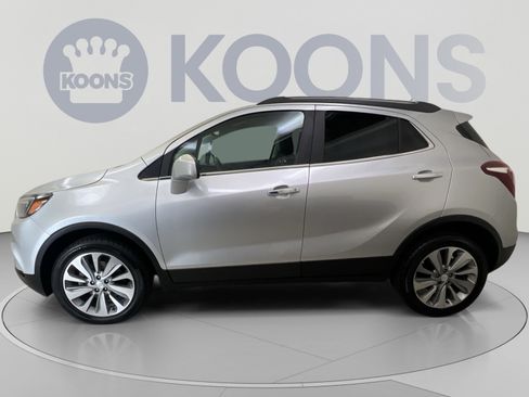 Used 2020 Buick Encore Preferred AWD/4WD image 5