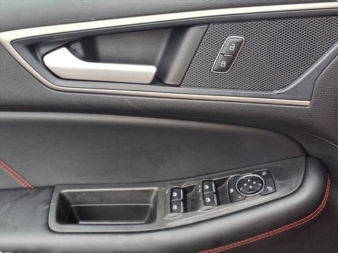 Used 2024 Ford Edge ST-Line image 29