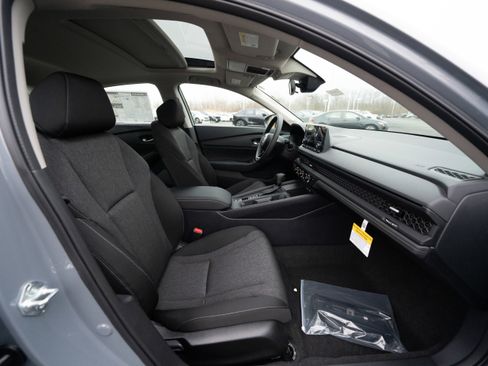 New 2025 Honda Accord SE image 26