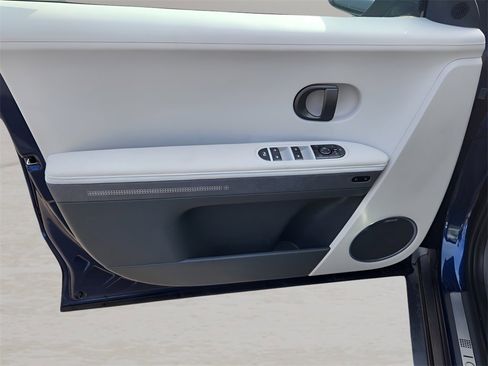 New 2026 Hyundai Ioniq 5 Limited image 12