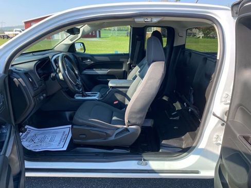 Used 2020 Chevrolet Colorado LT w/ Safety Package AWD/4WD image 9