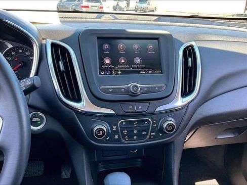 Used 2023 Chevrolet Equinox LT FWD image 18