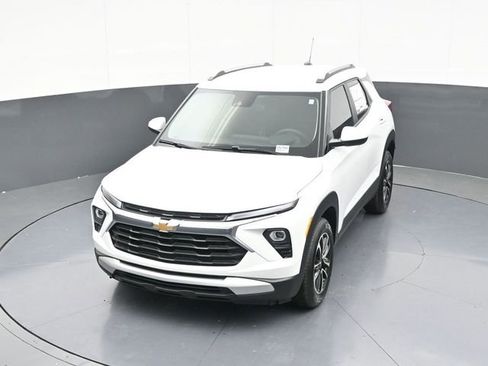 New 2026 Chevrolet TrailBlazer LT w/ Driver Confidence Package FWD image 64